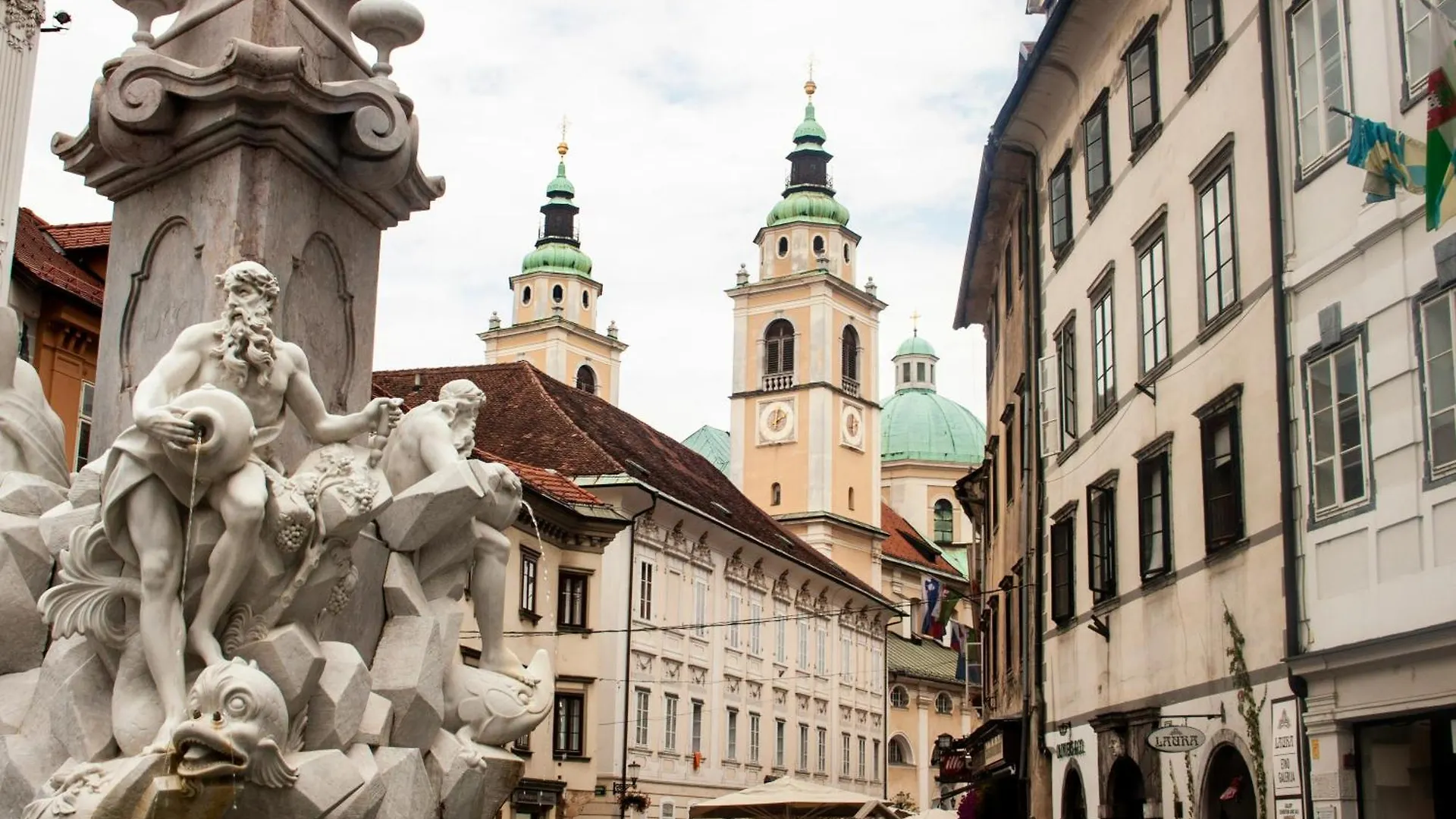 Ljubljana City Dragon Apartment